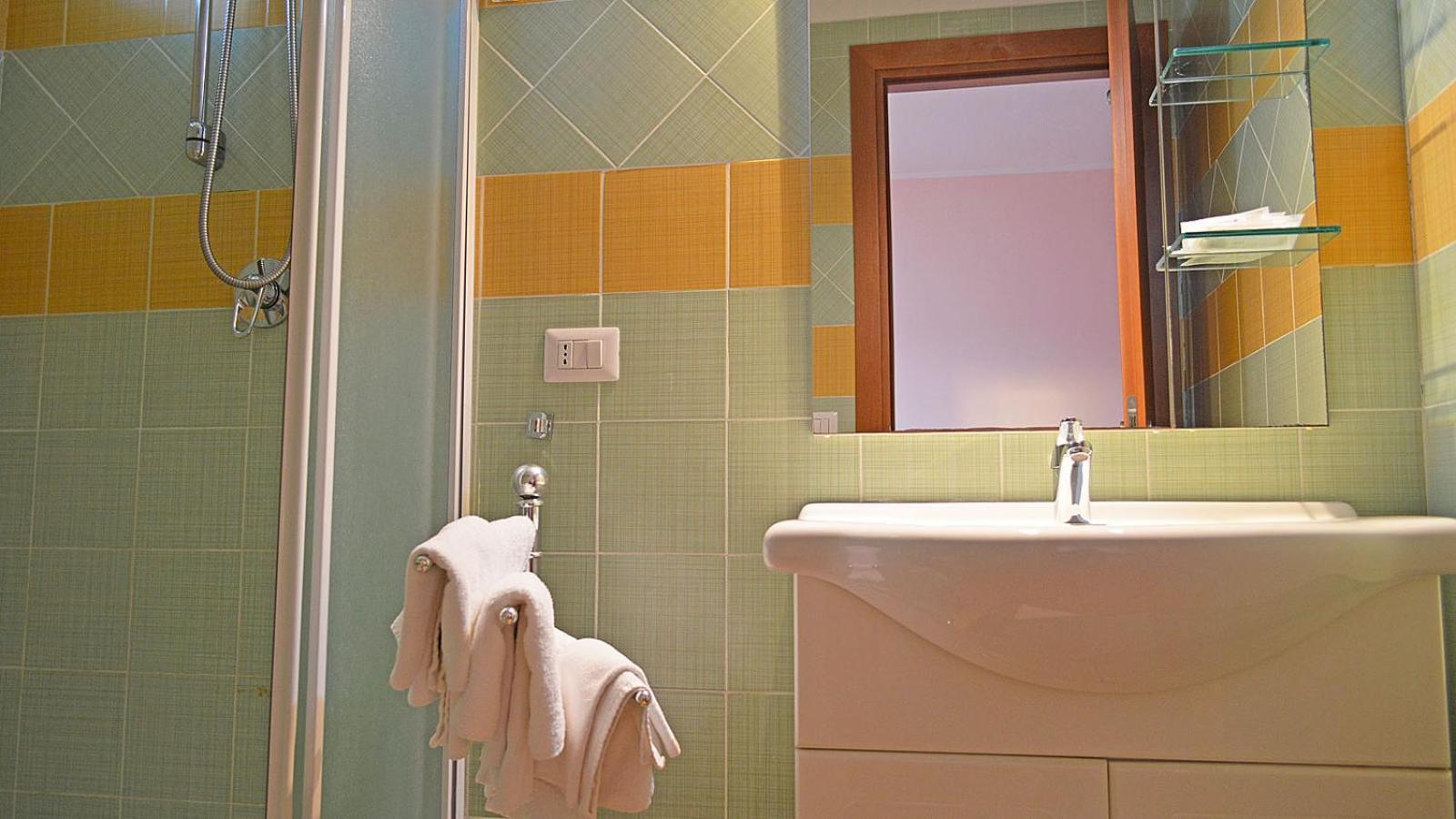 Splash'S Rooms Spadafora Exterior foto